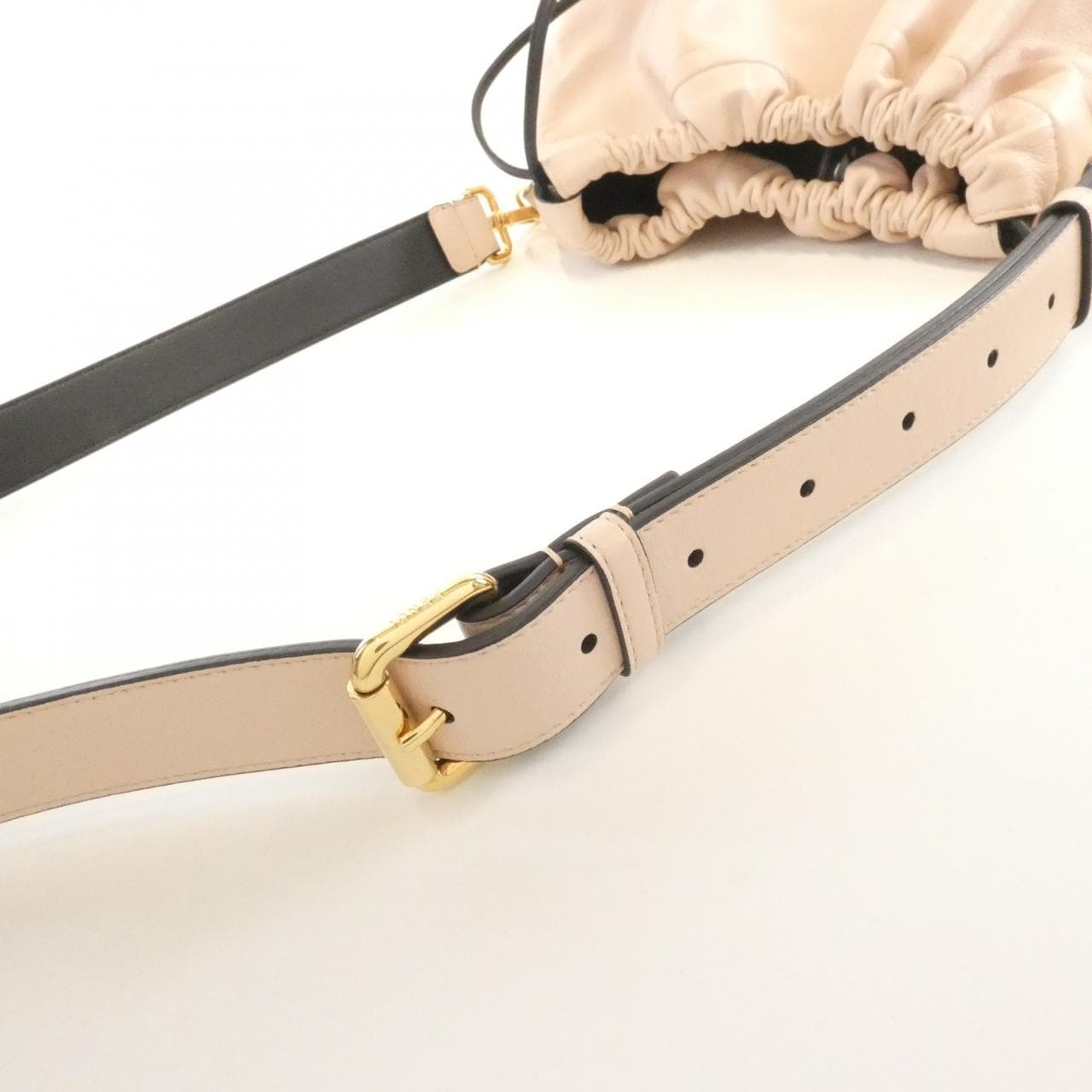 フェンディ 8BT338 ADM9 ショルダーバッグ