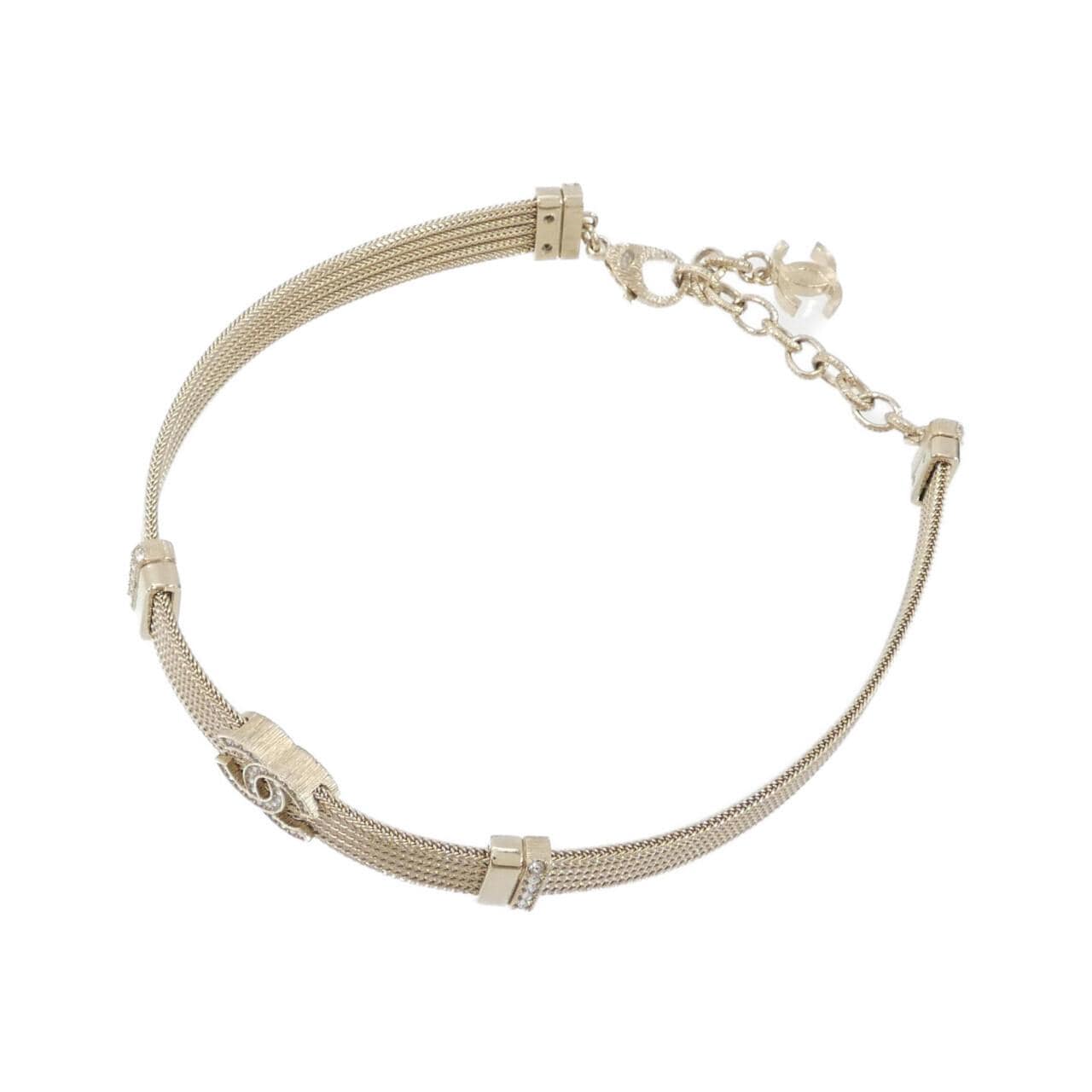 CHANEL choker