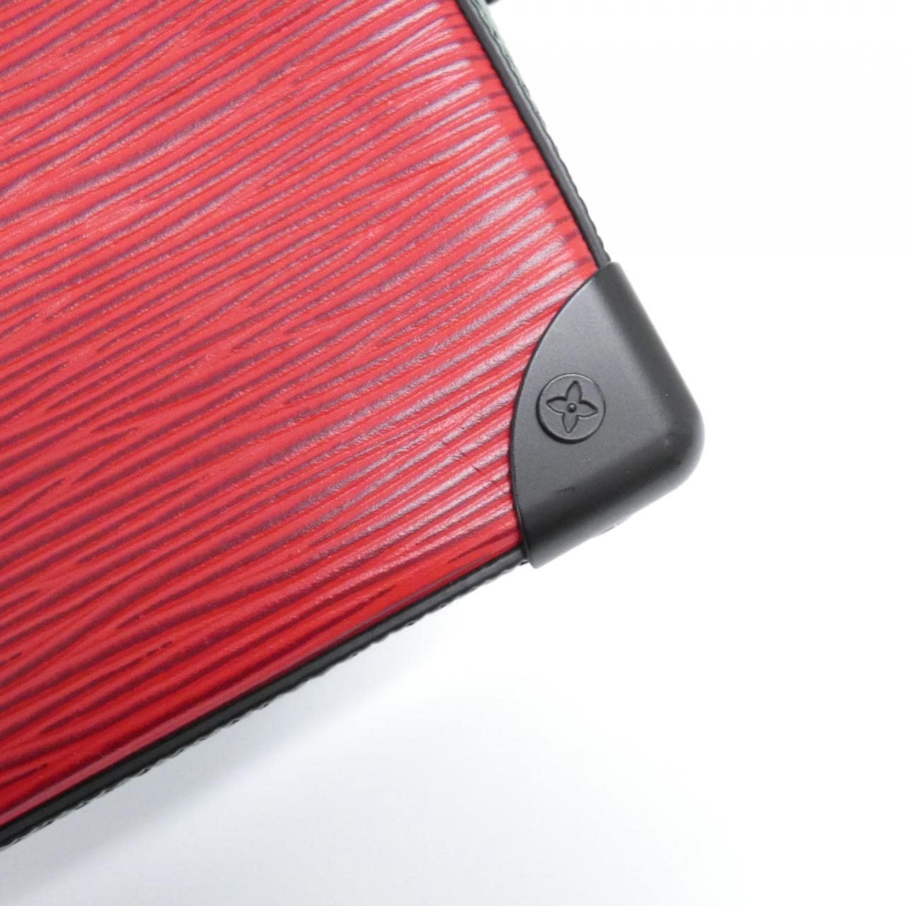 ルイヴィトン エピ ミニ ソフトトランク M68721 ショルダーバッグ