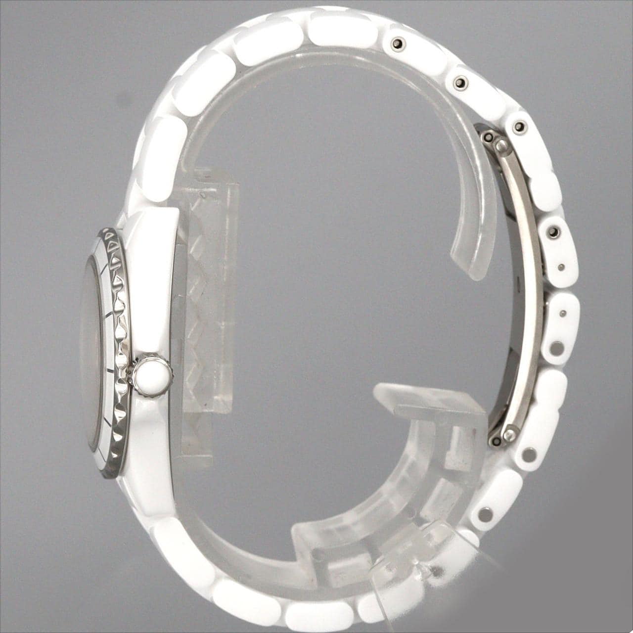 CHANEL J12 29mm Ceramic・8P H2570 Ceramic Quartz