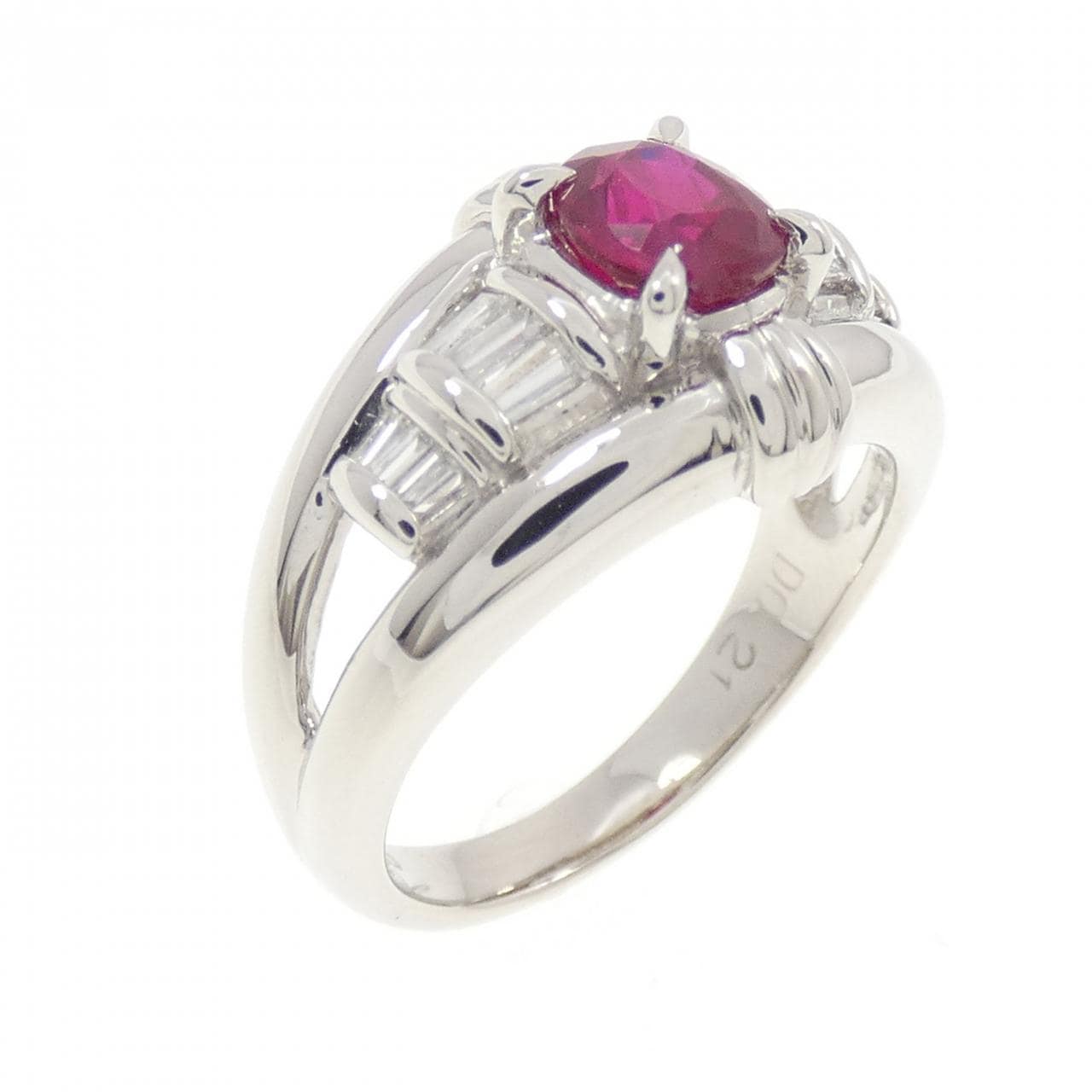 PT900 ルビー リング 0.84CT
