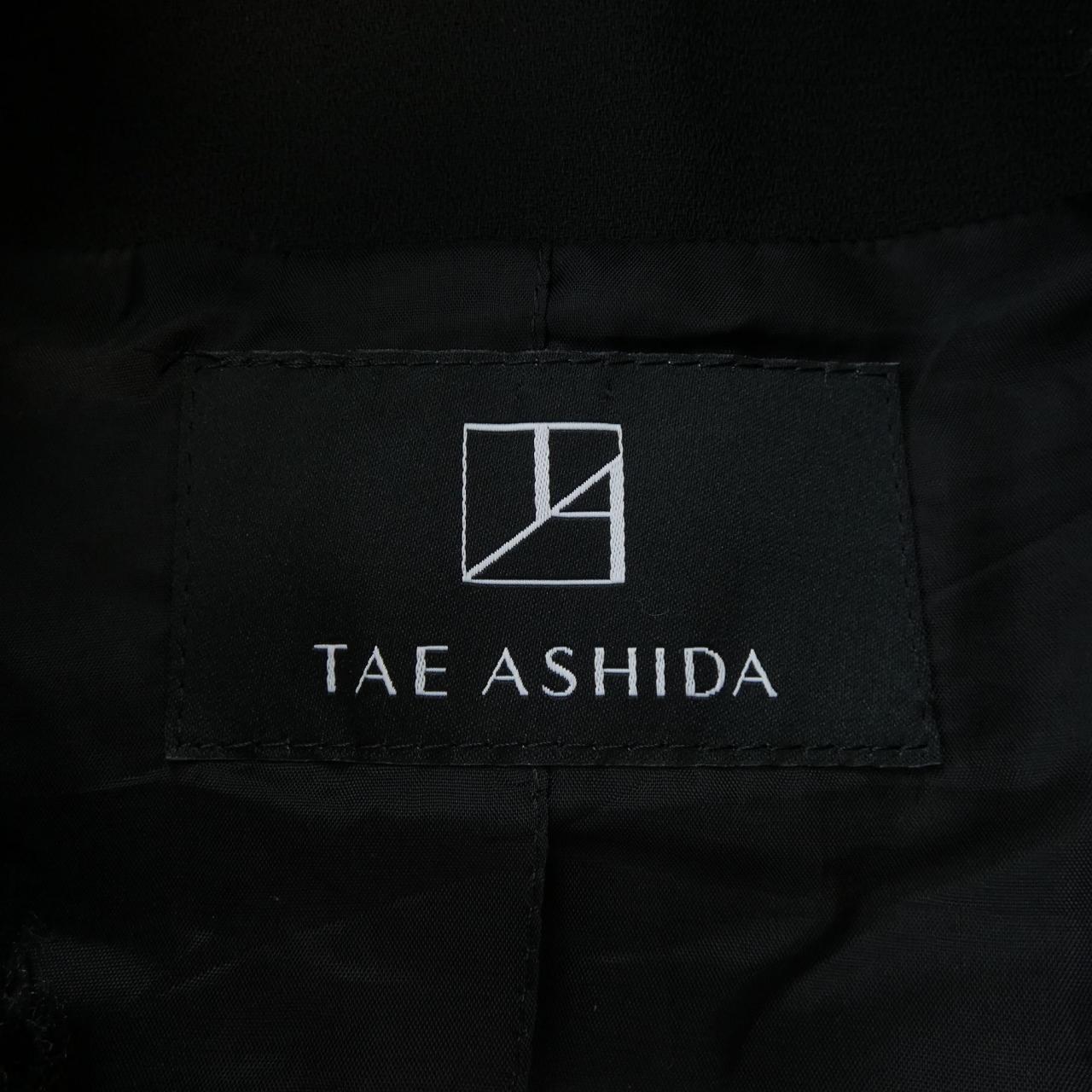 タエアシダ TAE ASHIDA ジャケット