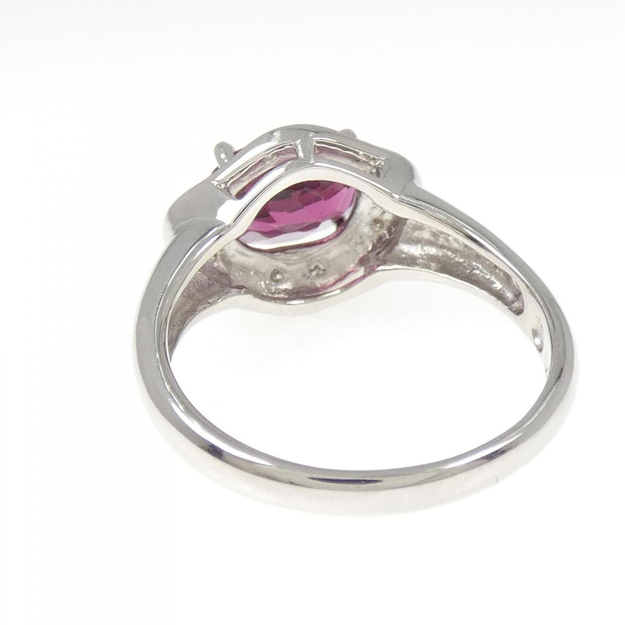 PT900 ガーネット リング 2.11CT