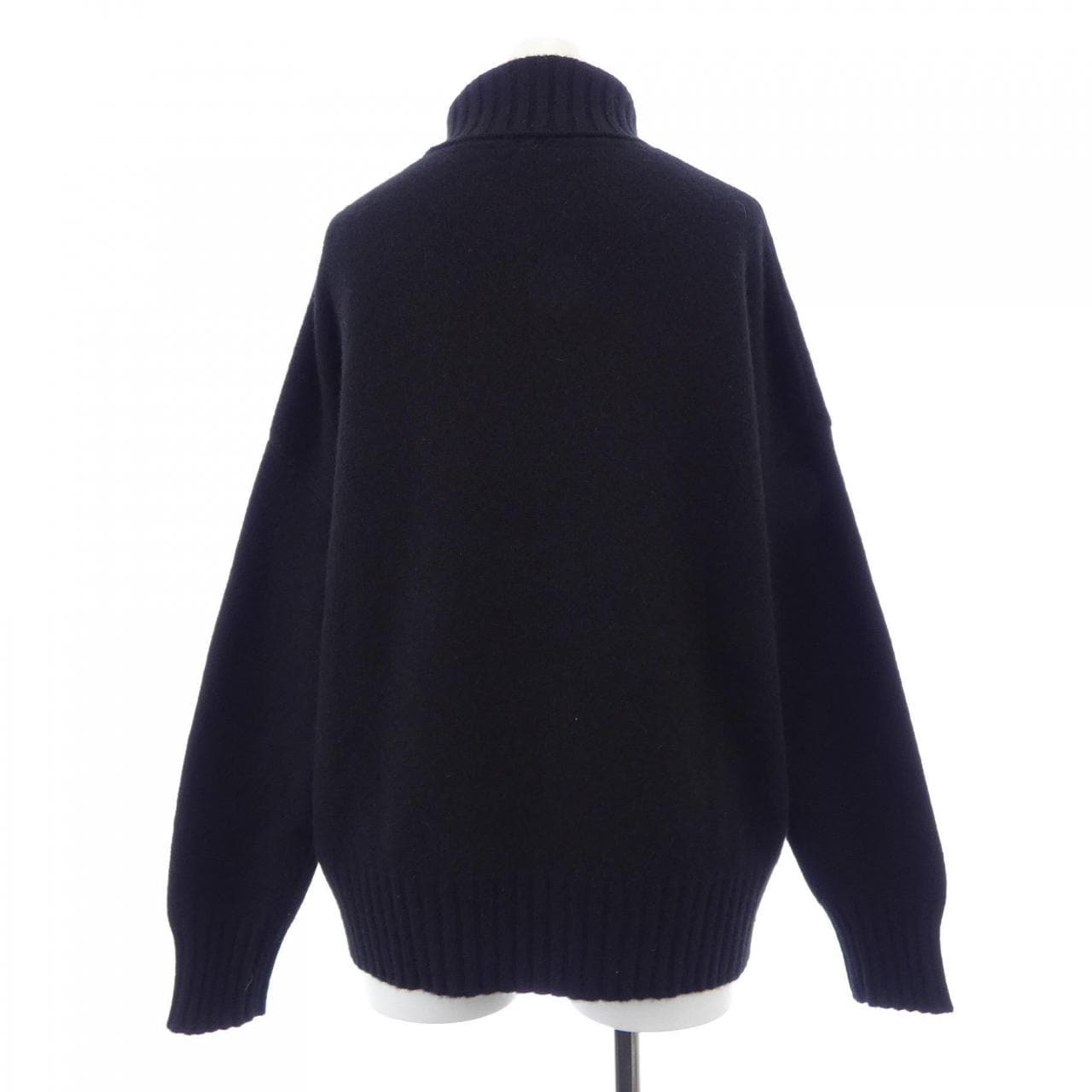 PLUS　PLUS ニット