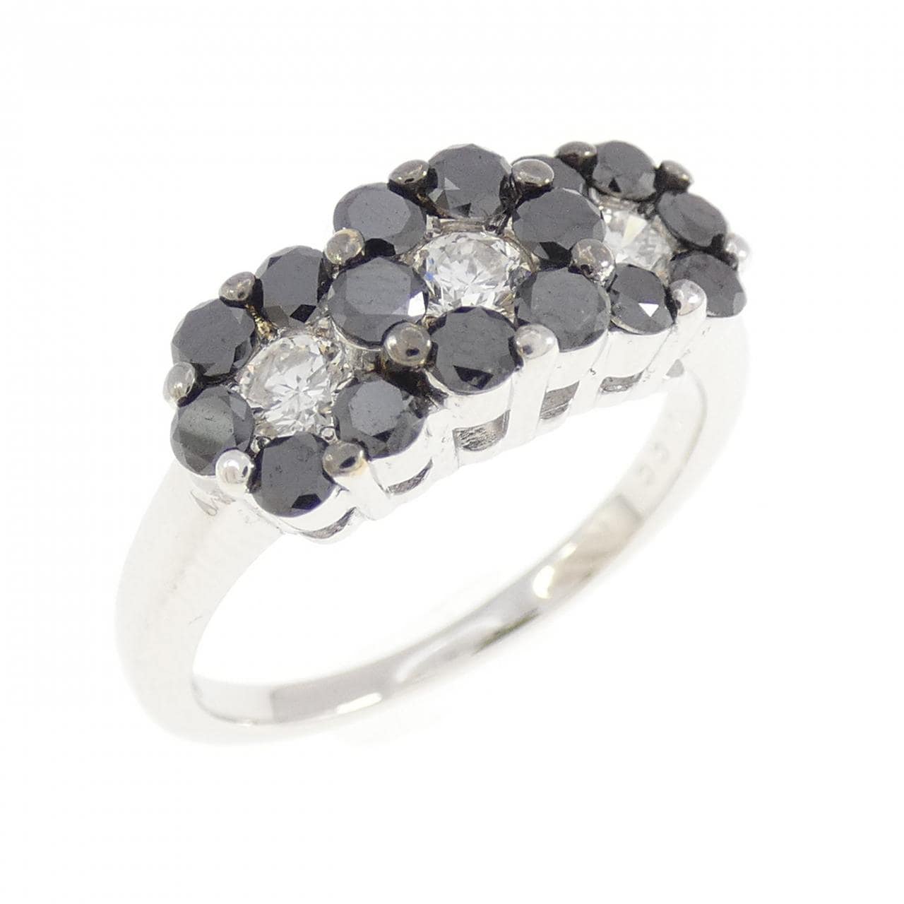 K18WG フラワー ダイヤモンド リング 1.00CT