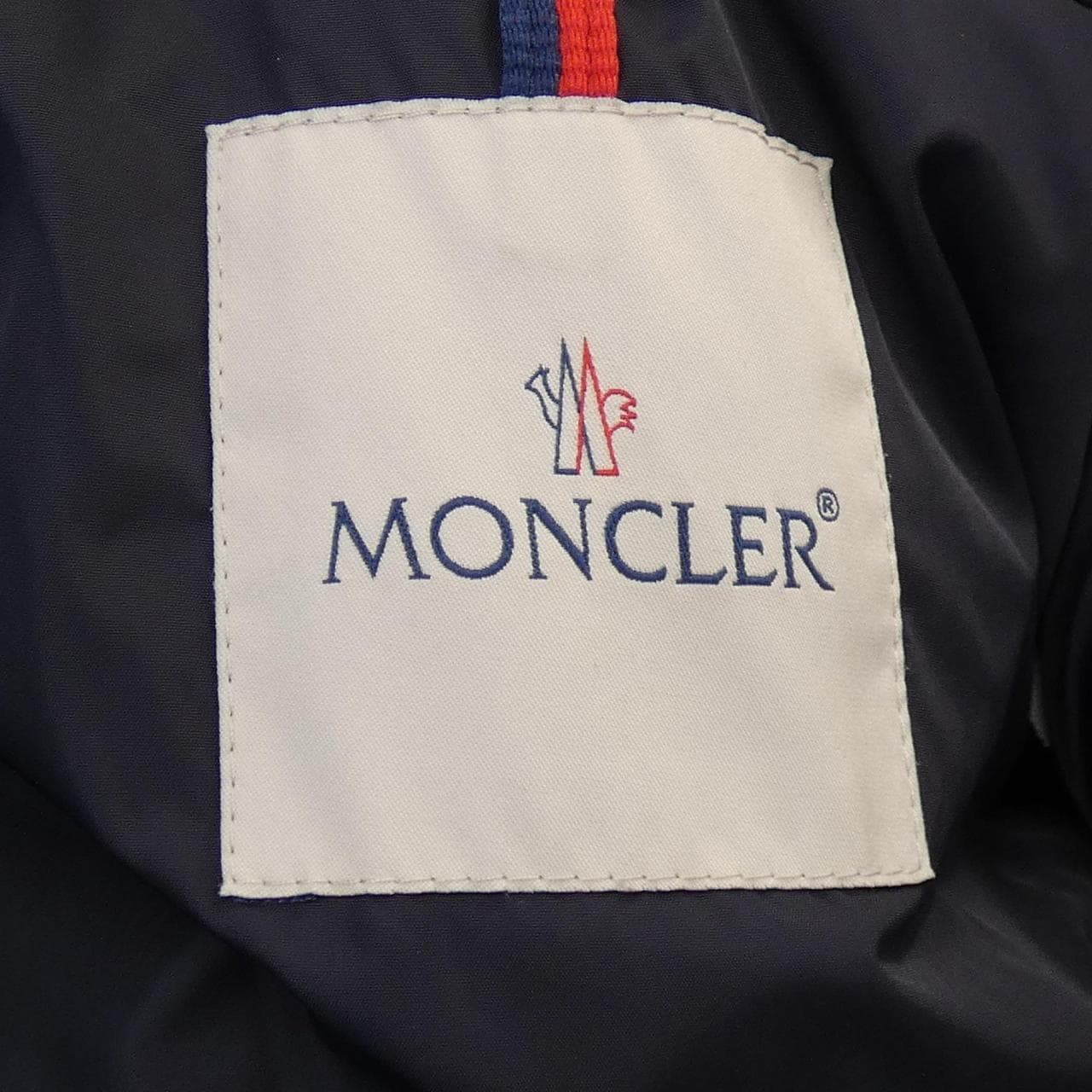 MONCLER蒙克勒羽绒服