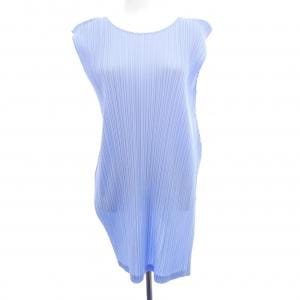 プリーツプリーズ PLEATS PLEASE PP23JT114 トップス