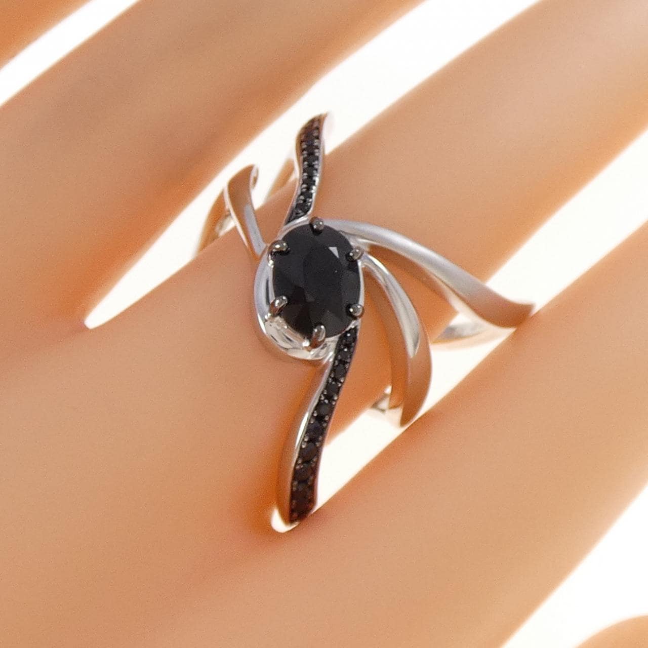 カラチ サファイヤ リング 1.94CT