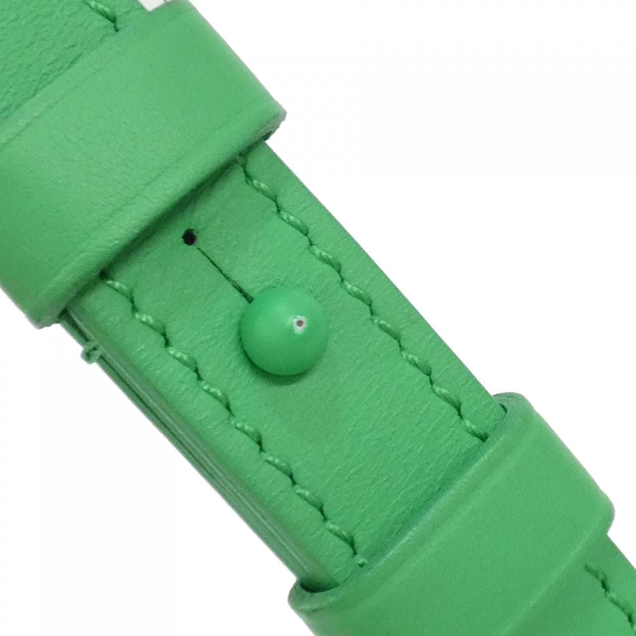 ルイヴィトン トリヨン モノグラム Sロック ヴェルティカル ウエアラブル ウォレット M81525 ショルダーバッグ