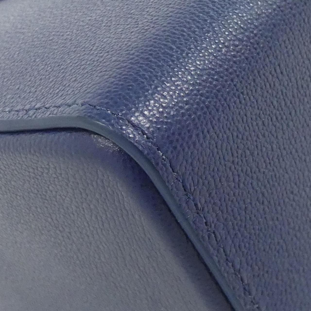 ブルガリ SERPENTI FOREVER バッグ