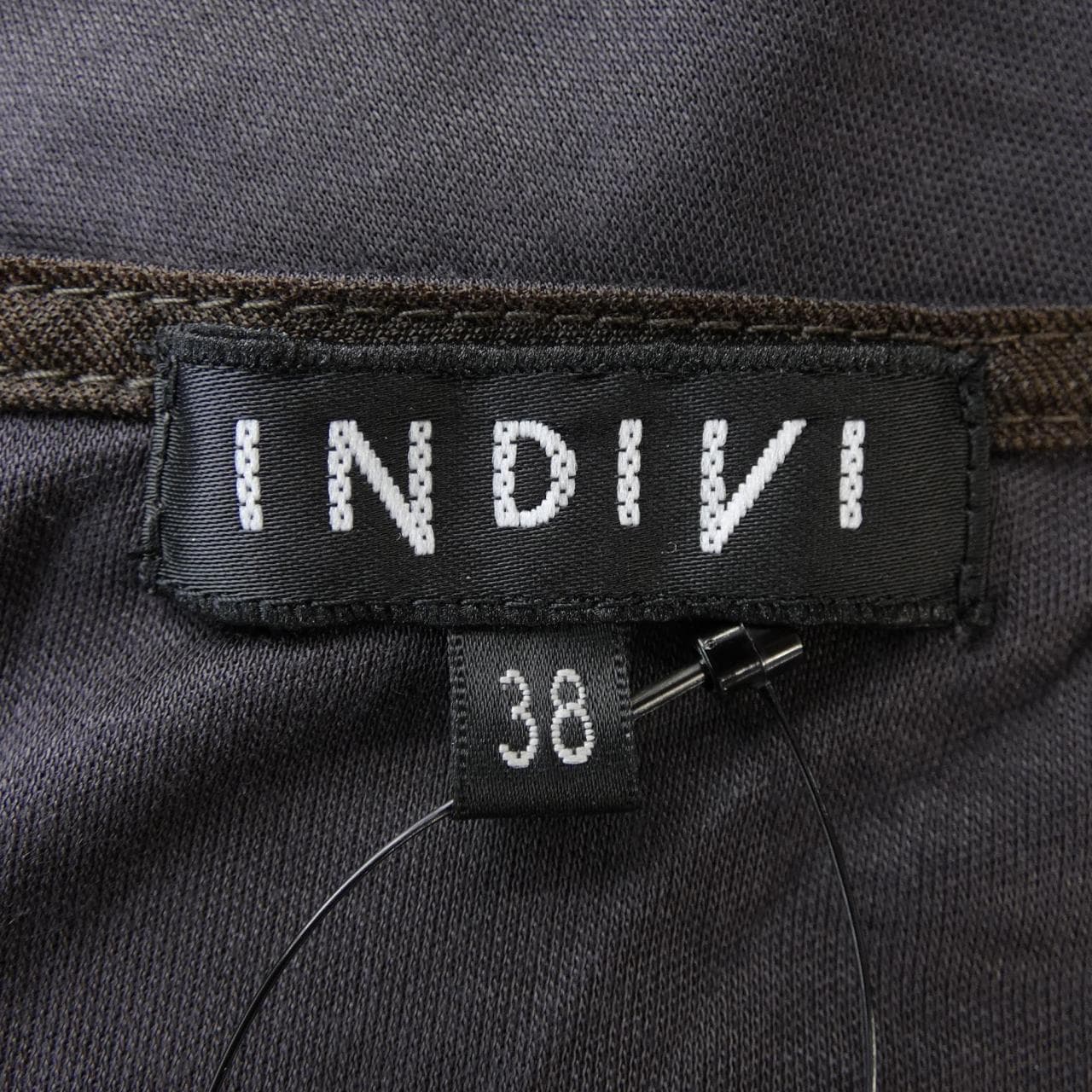 インディヴィ INDIVI トップス