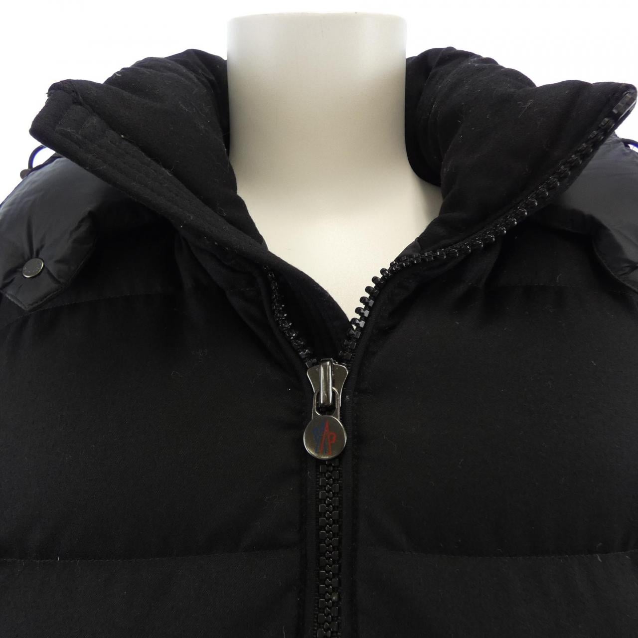 モンクレール MONCLER MONTGENEVRE ダウンジャケット