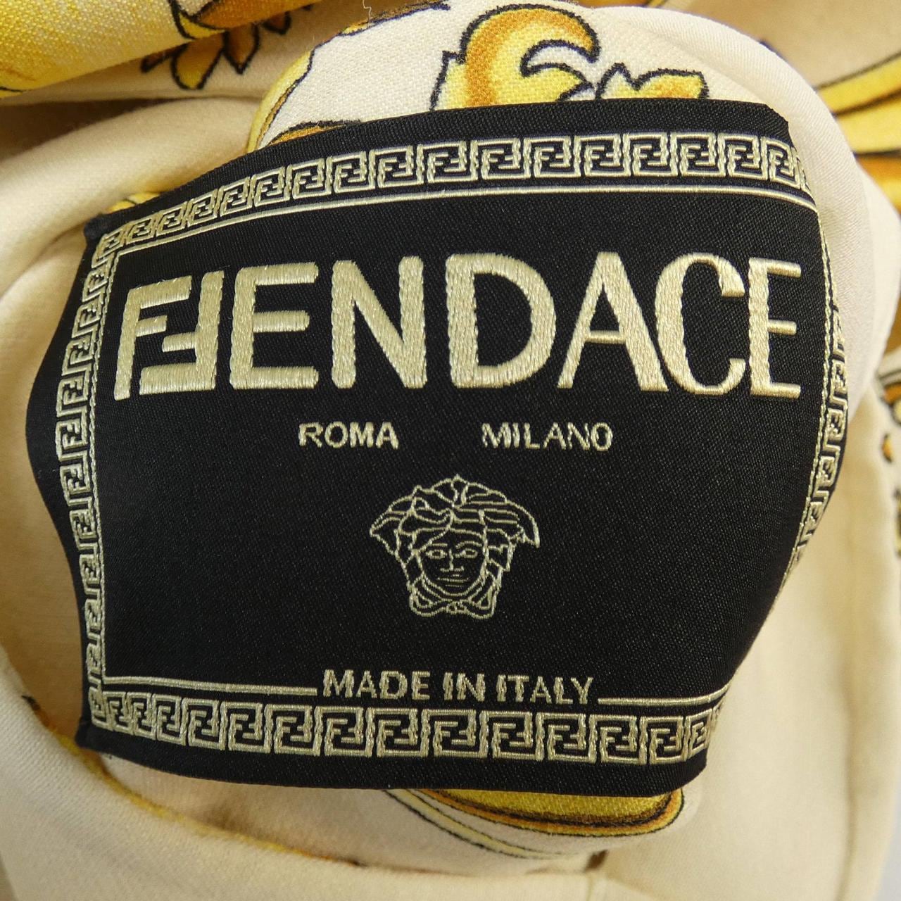 フェンダーチェ FENDACE ジャケット