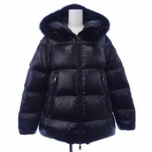 モンクレール MONCLER ダウンジャケット
