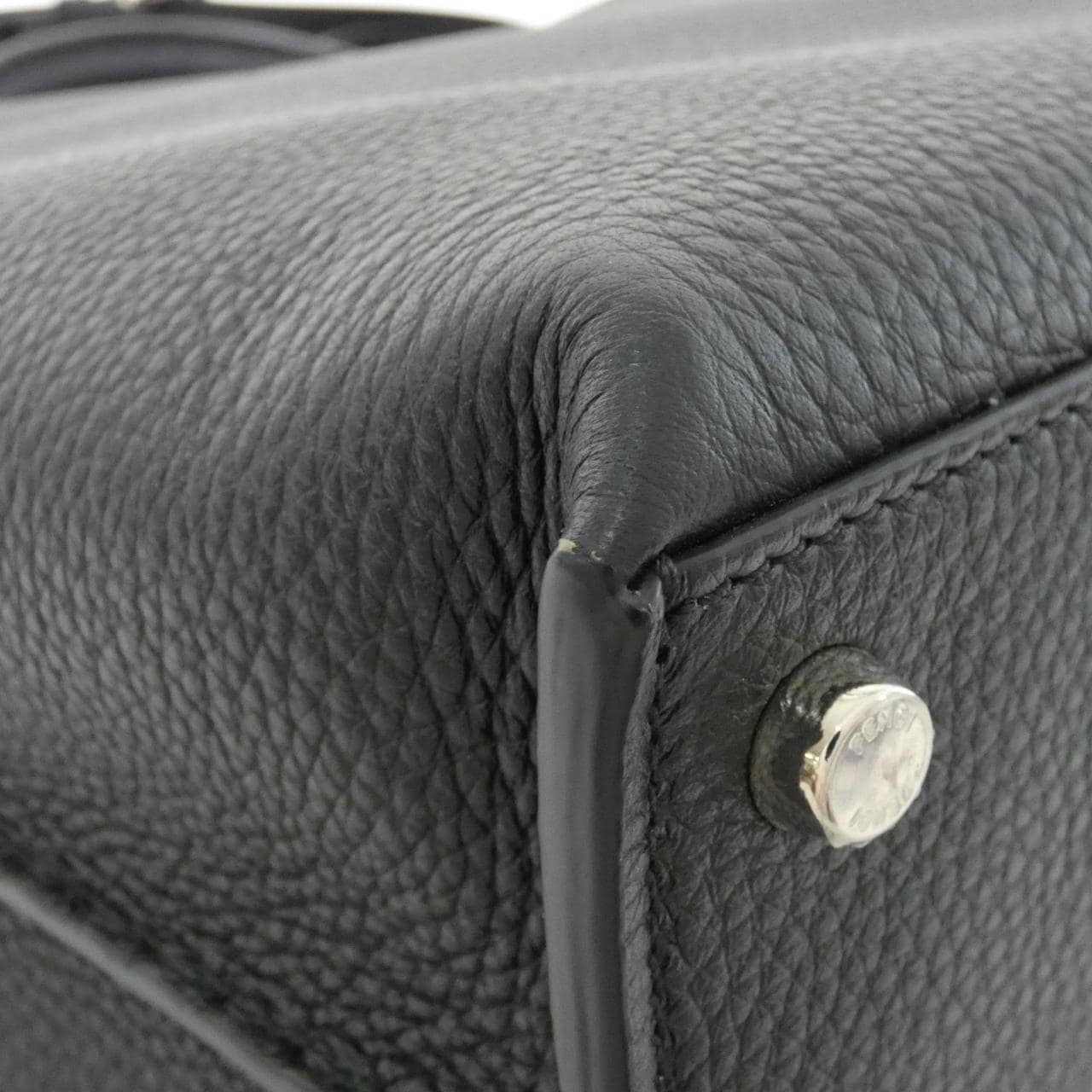 FENDI SELLERIA Pea Kavu Essential 7VA476 A91A 手袋