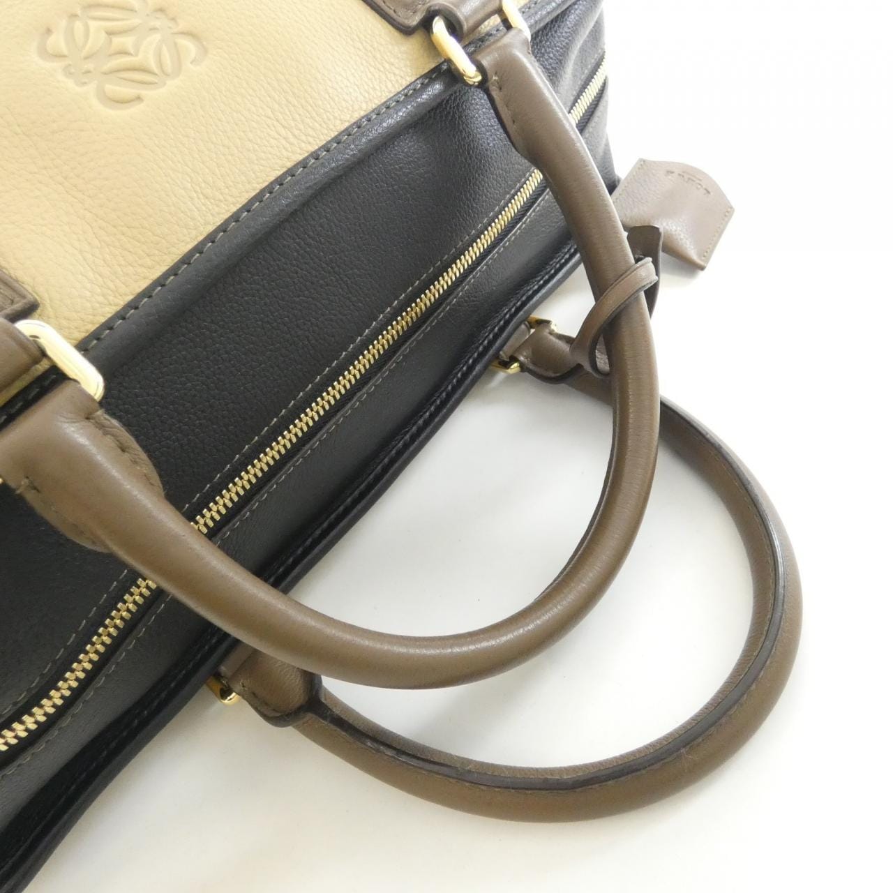 ロエベ アマソナ 36cm 352 69 A22 バッグ
