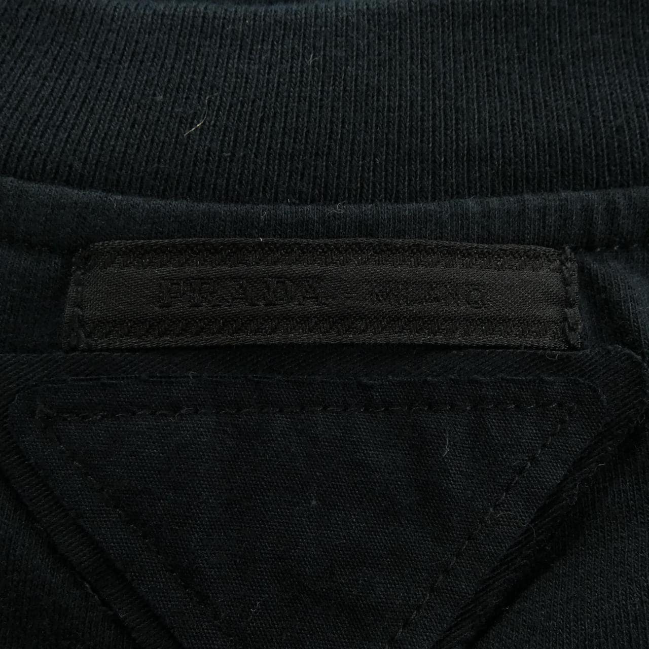 プラダ PRADA UJM492 ILK Tシャツ