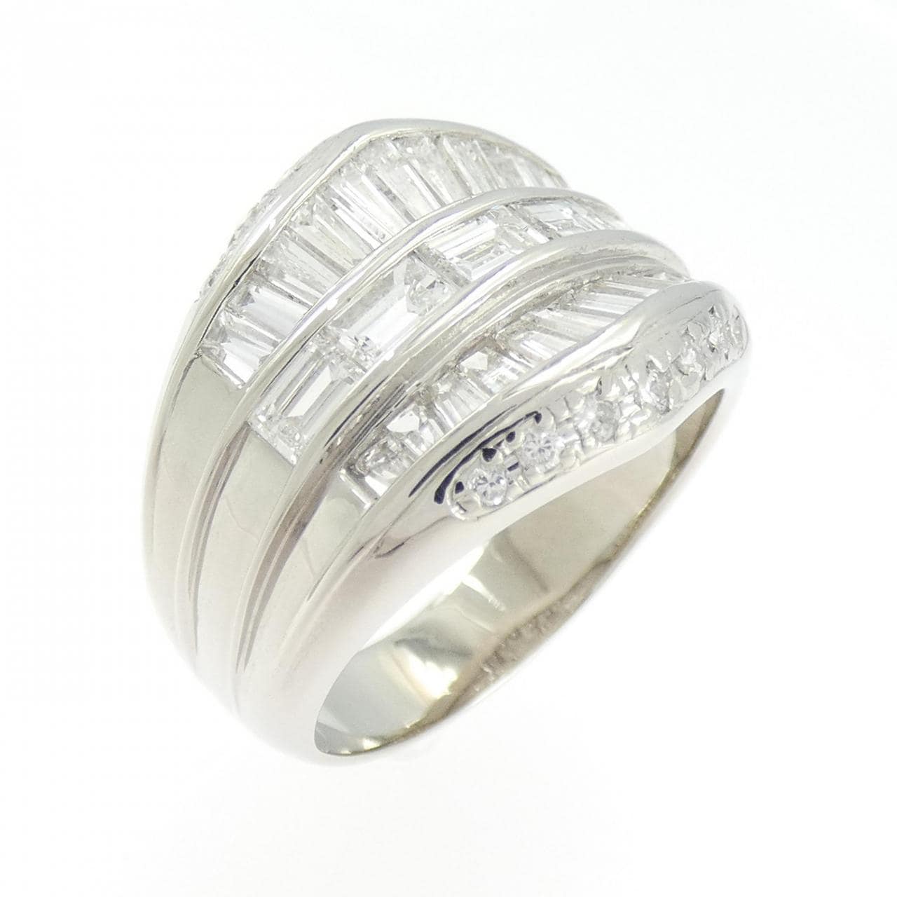 PT900 ダイヤモンド リング 1.868CT