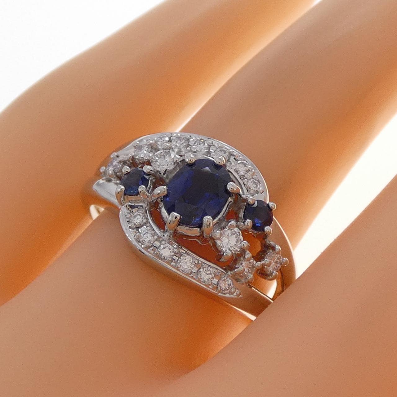 タサキ サファイヤ リング 0.81CT