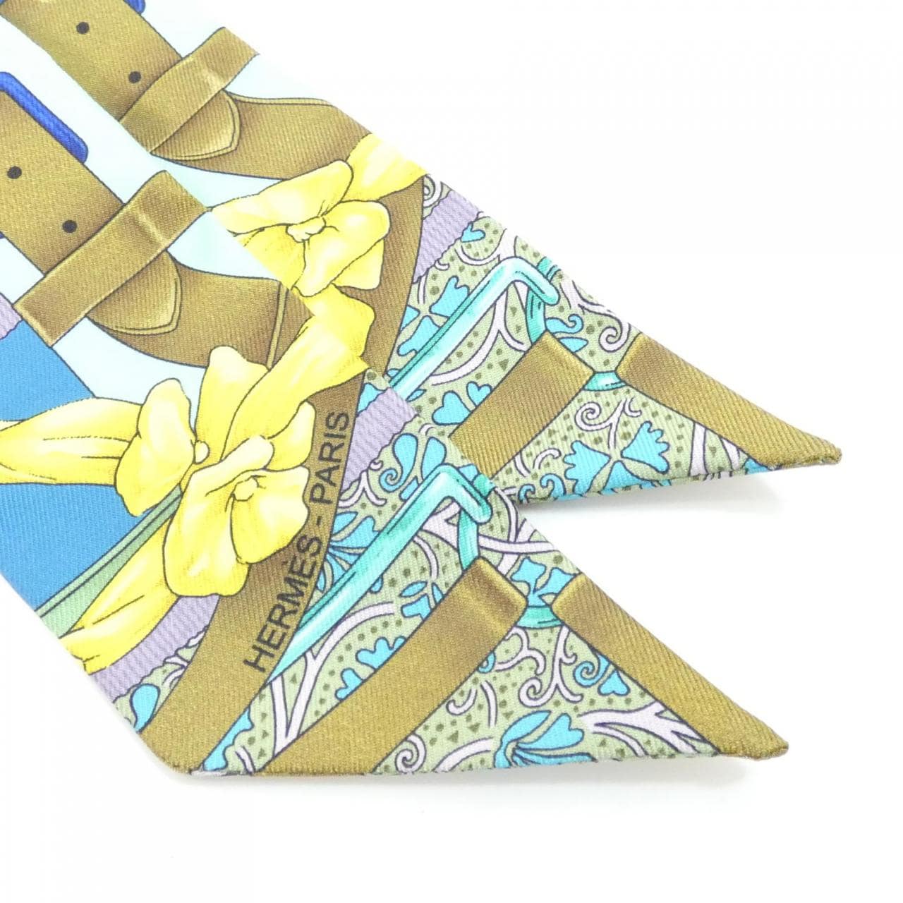 エルメス GRAND MANEGE FLEURI ツイリー 063065S スカーフ