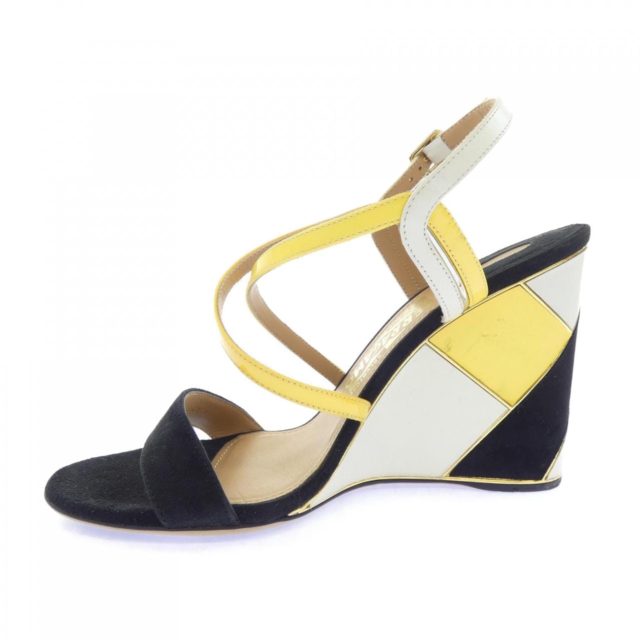 サルヴァトーレフェラガモ SALVATORE FERRAGAMO サンダル