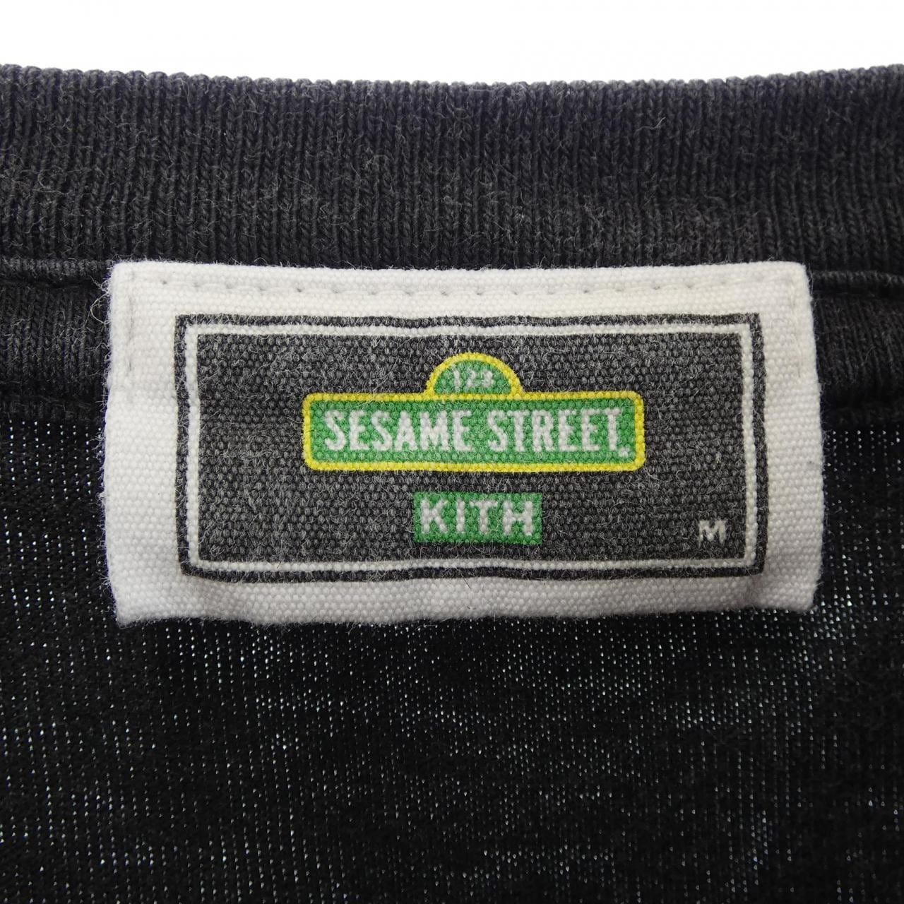 キス KITH SESAME STREET Tシャツ