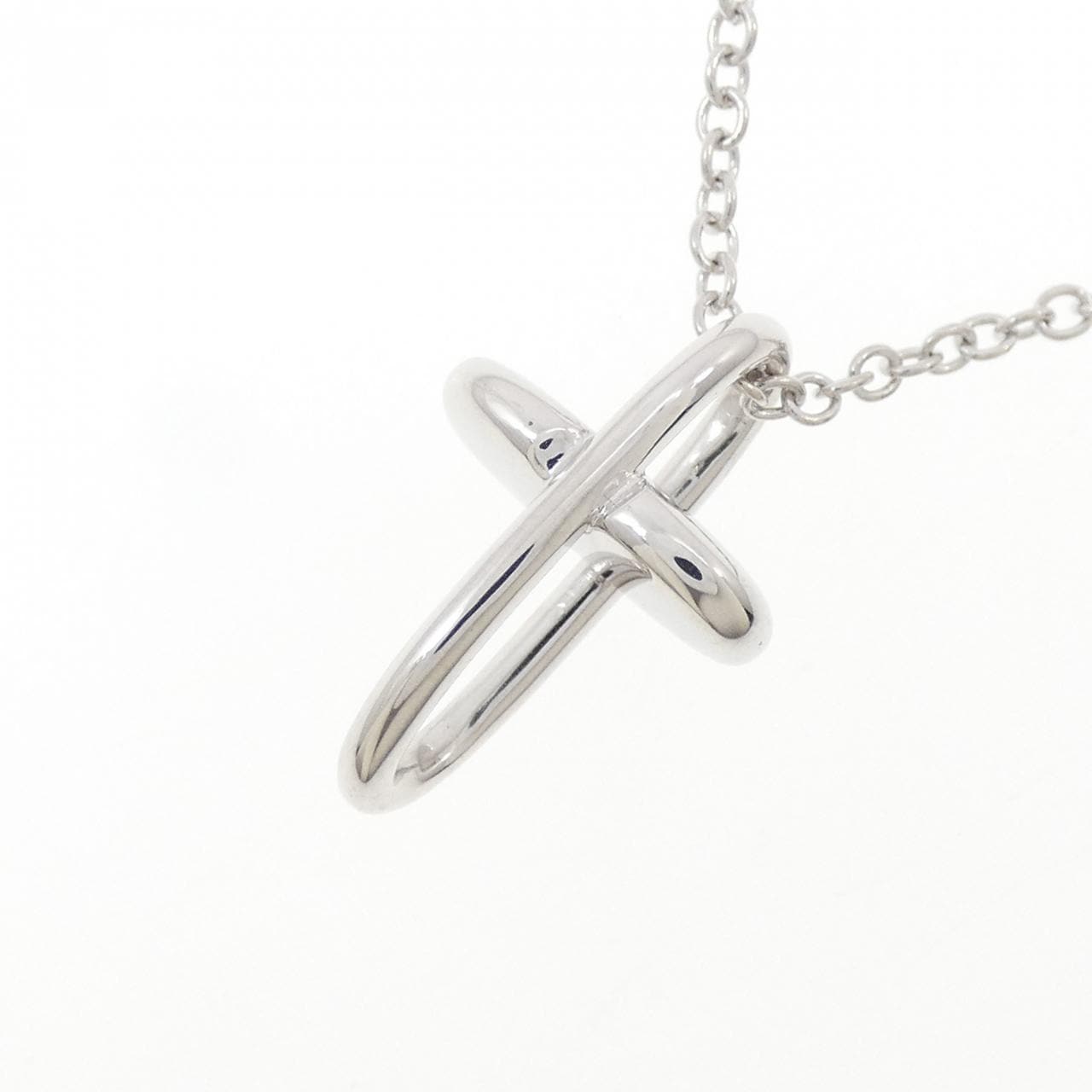 750WG cross Diamond necklace