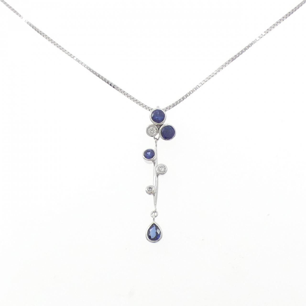 K18WG/750WG Sapphire Necklace 1.025CT
