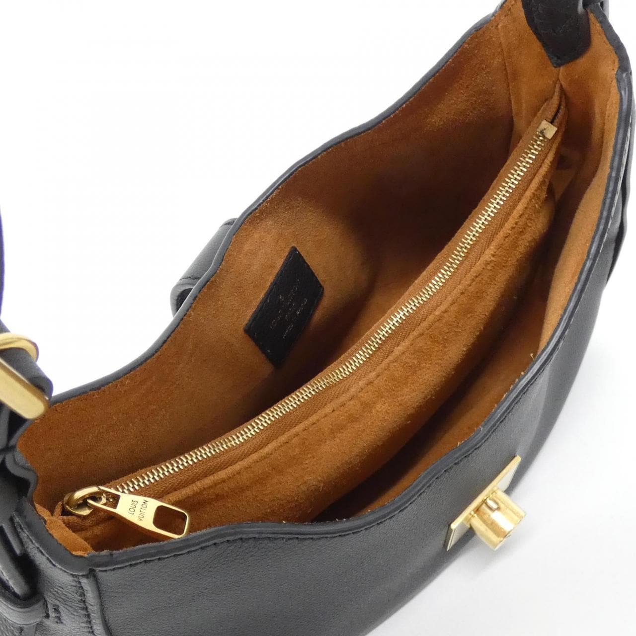 LOUIS VUITTON Lowkey Shoulder Bag M24611 Shoulder Bag