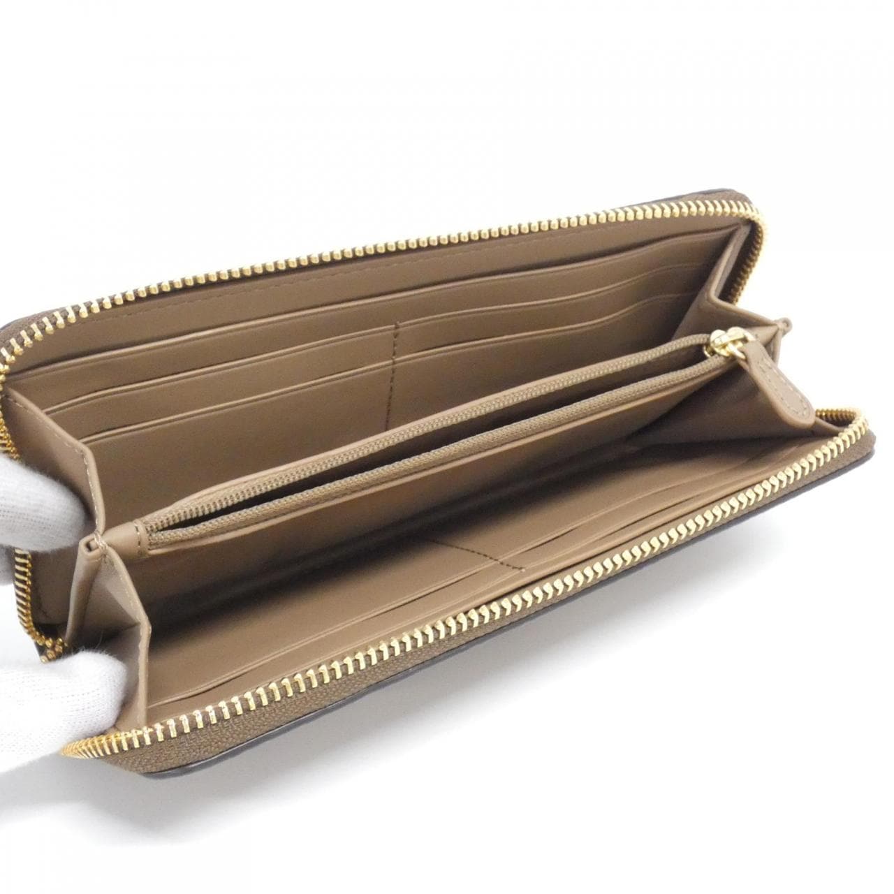 【新品】コーチ CCQ08 財布