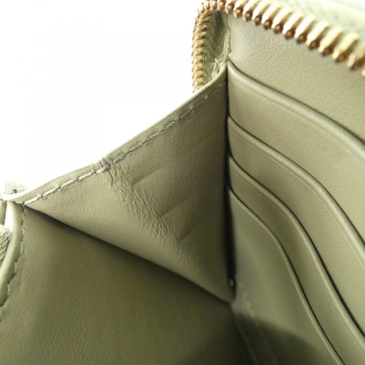 ボッテガヴェネタ 750259 V39K1 財布