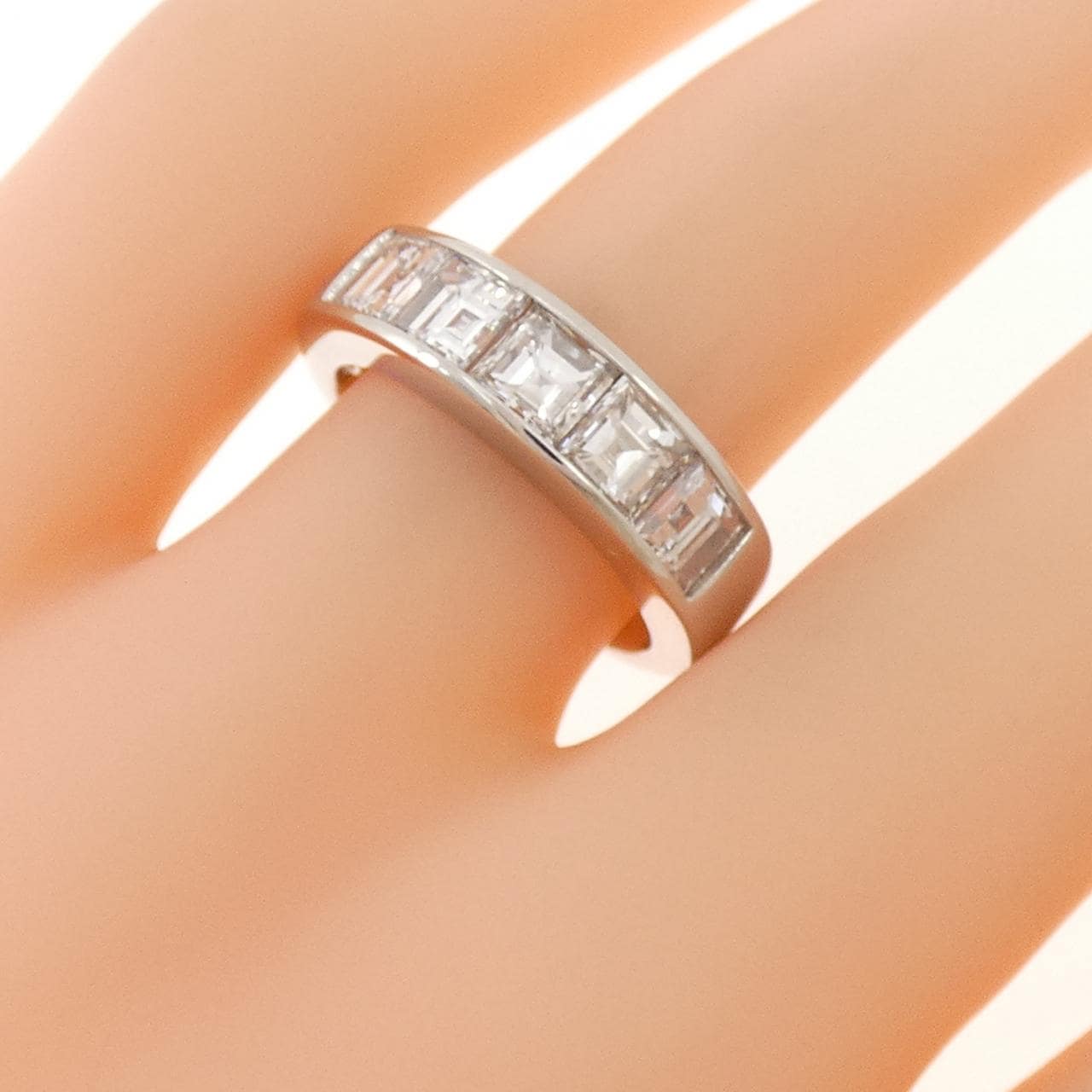 PT900 ダイヤモンド リング 2.00CT