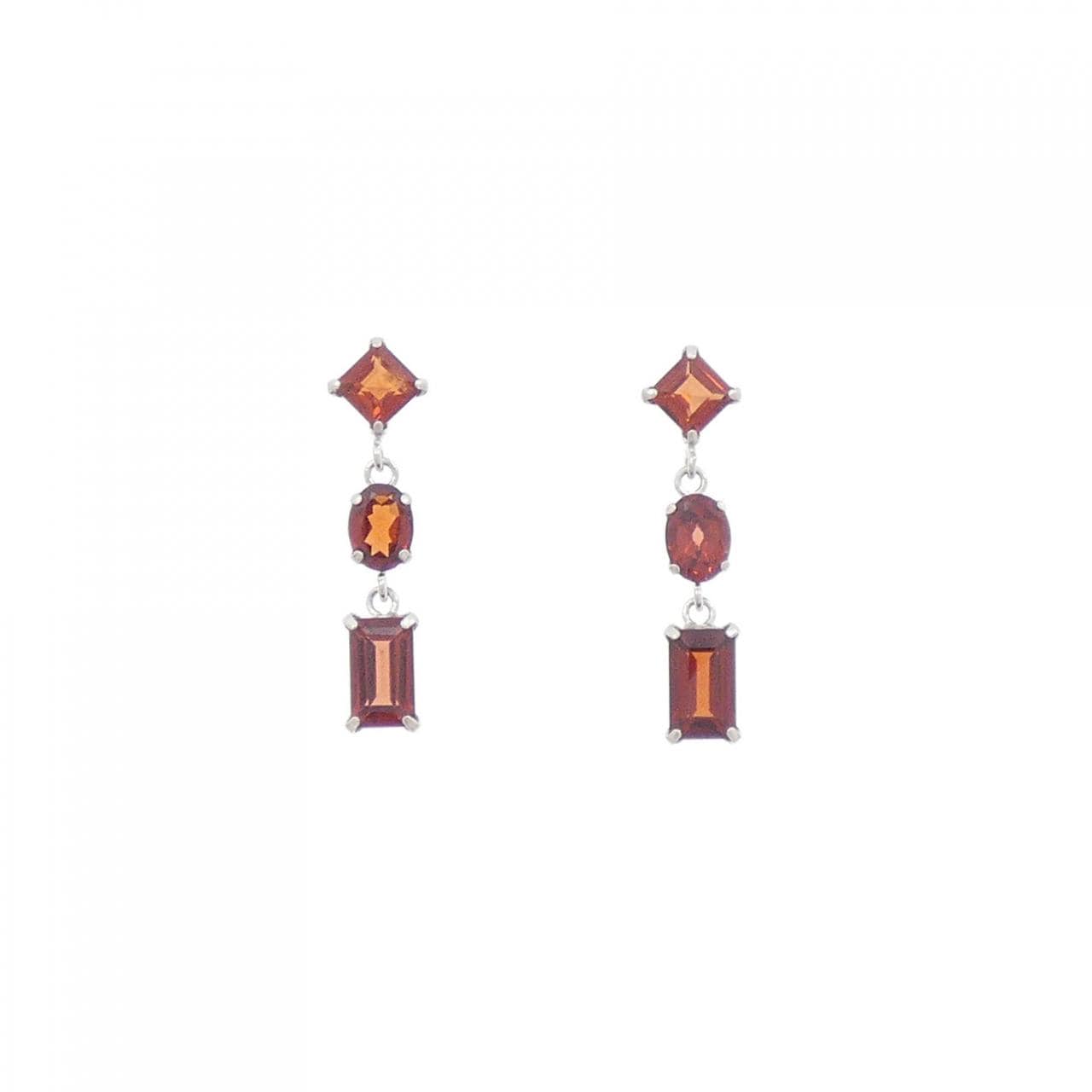 PT900石榴石耳环 1.00CT