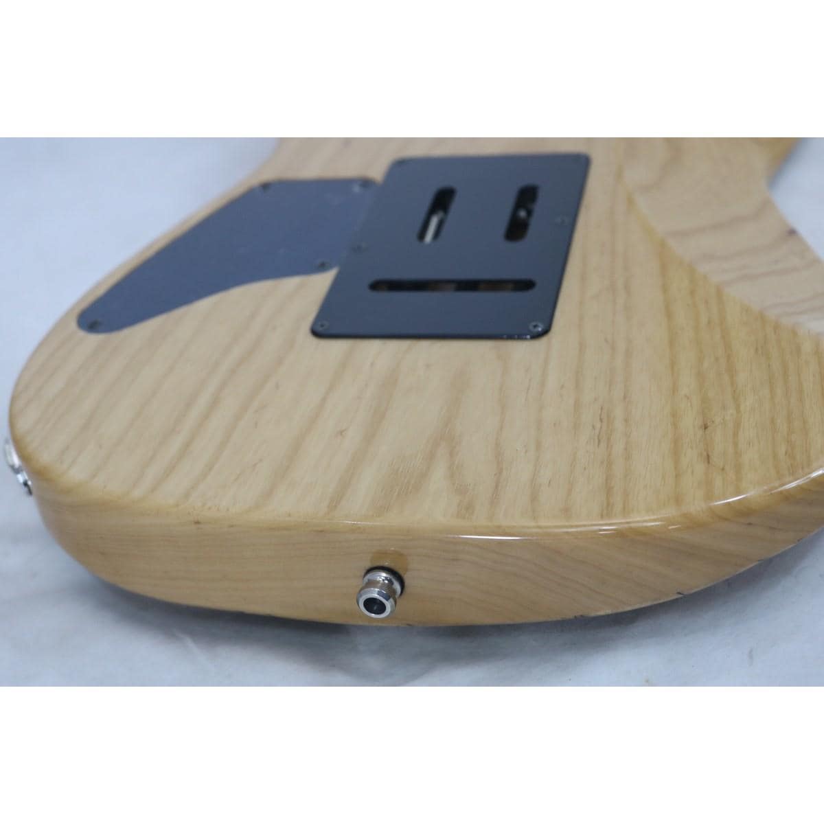 Ｔ’ｓ　ＧＵＩＴＡＲＳ　ＤＳＴ－ＳＰＡＬＴＥＤ　ＭＡＰＬＥ　ＭＯＤ