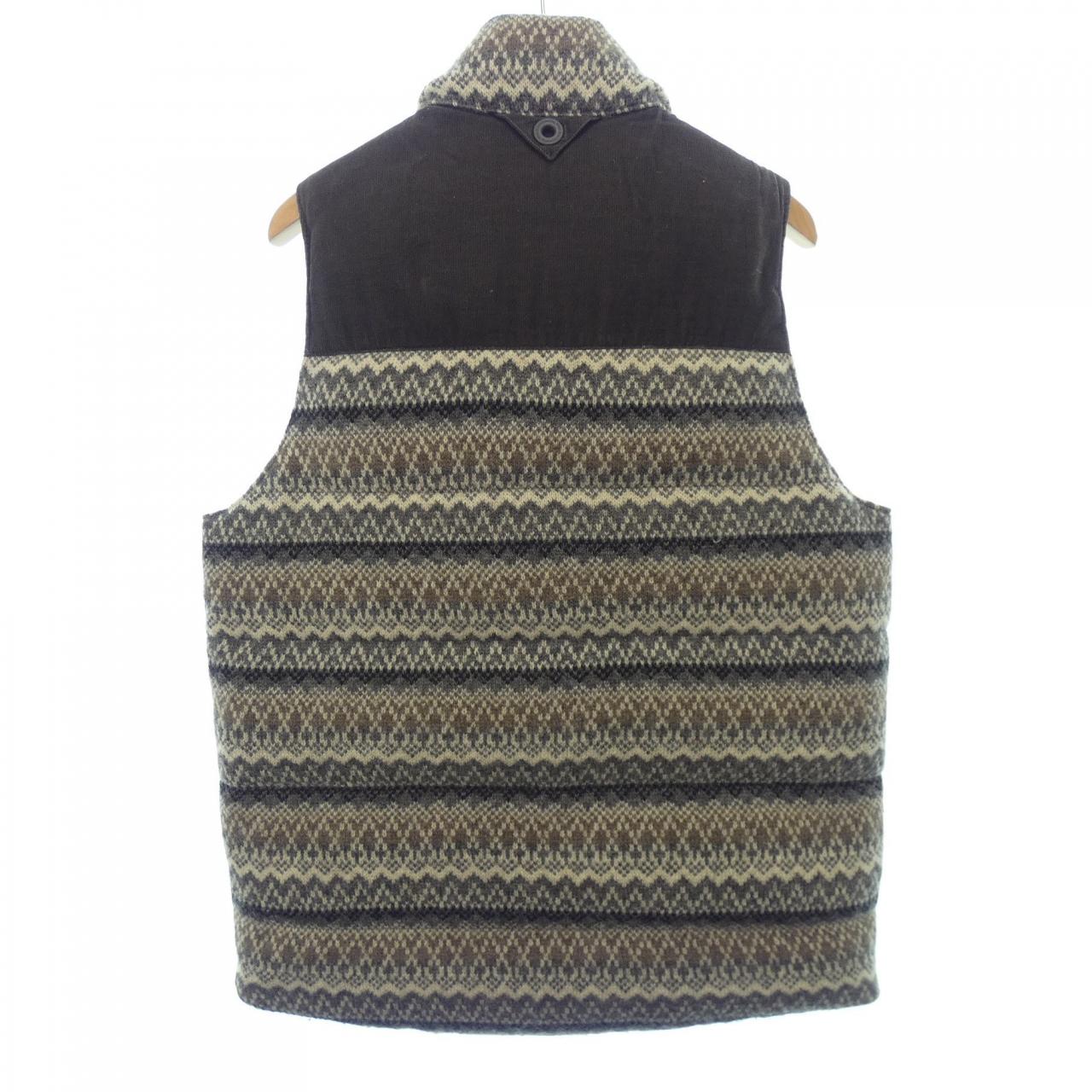 ホワイトマウンテニアリング WHITE MOUNTAINEERING ダウンベスト