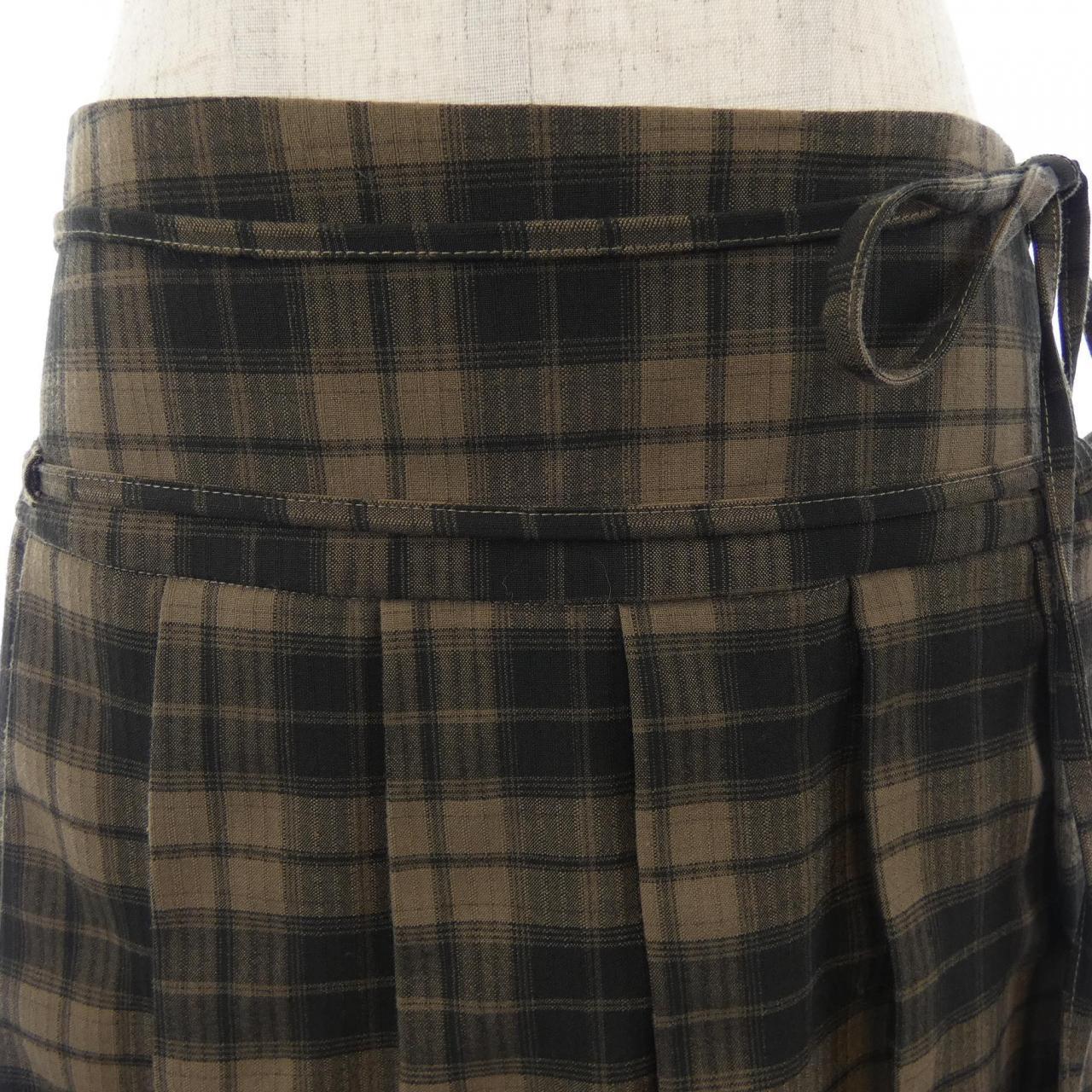 メゾンスペシャル MAISON SPECIAL スカート