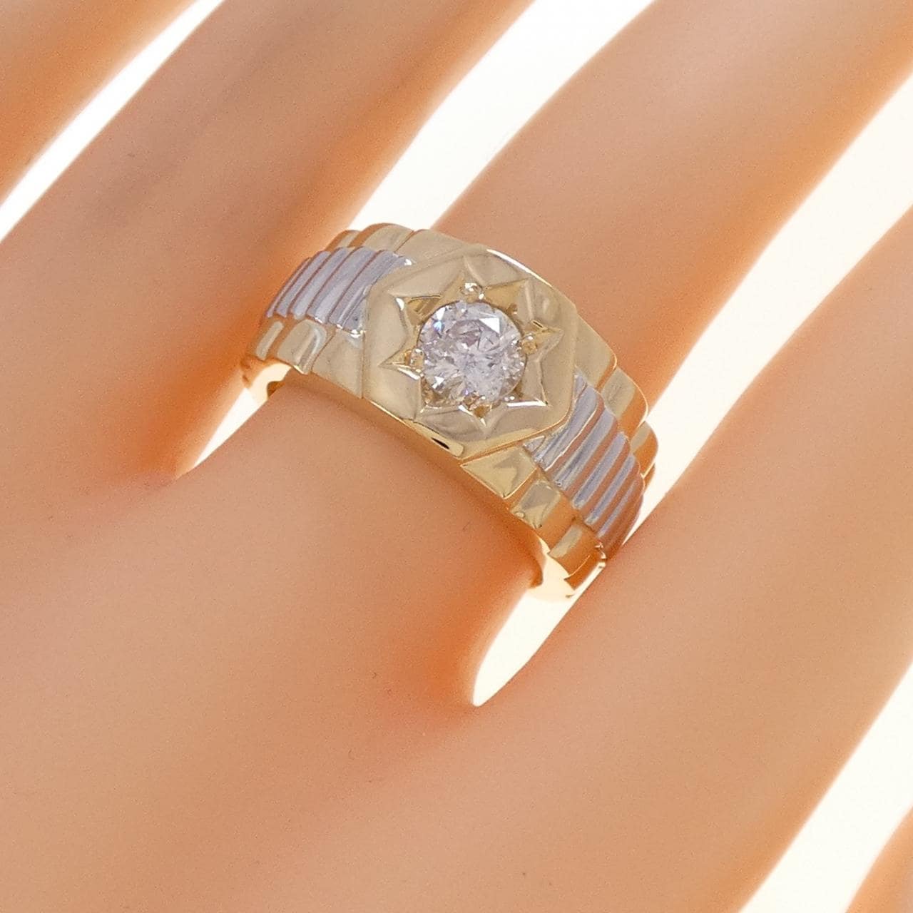 K18YG/PT900 ダイヤモンド リング 0.69CT