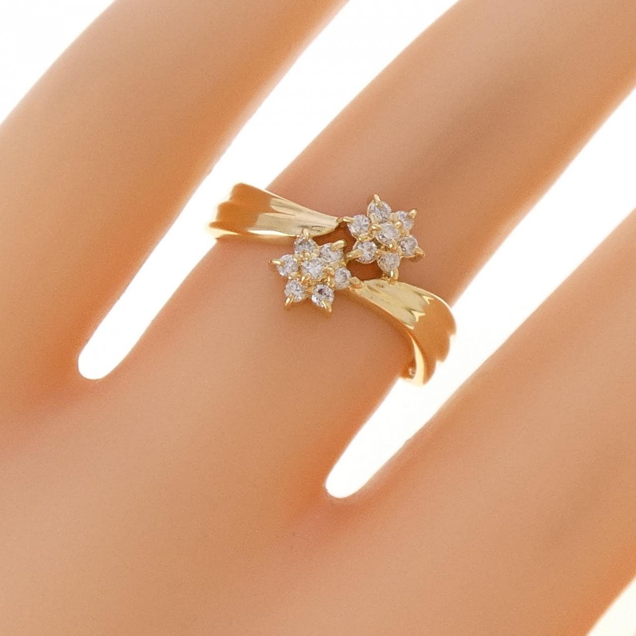 K18YG フラワー ダイヤモンド リング 0.18CT