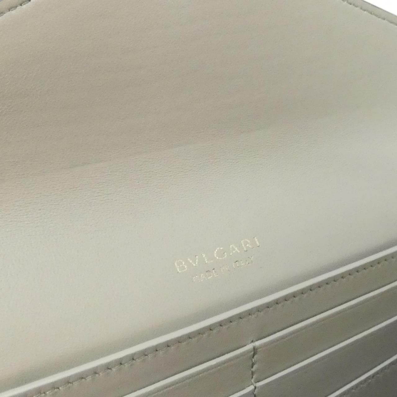 ブルガリ SERPENTI FOREVER 293280 財布