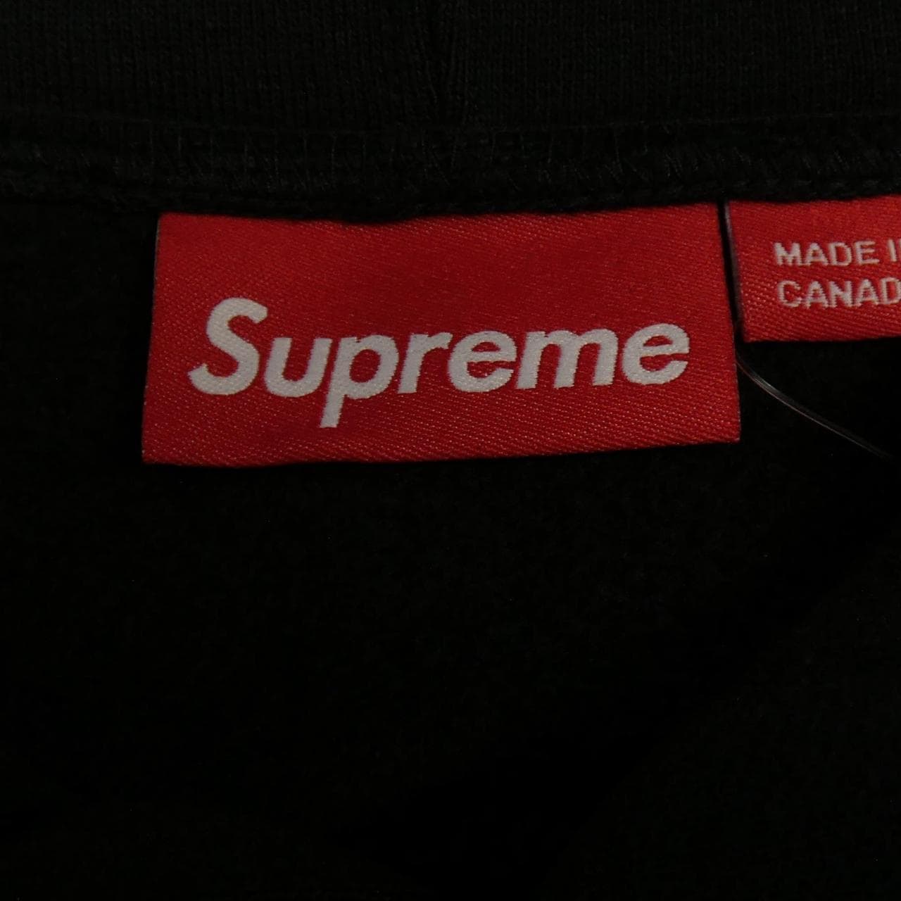 シュプリーム SUPREME SMALL BOX パーカー