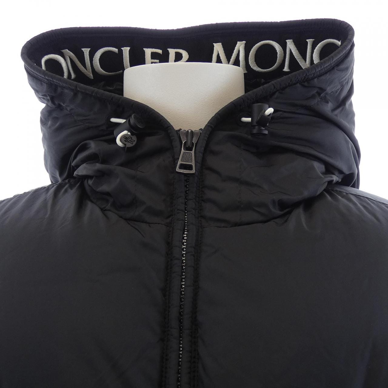 モンクレール MONCLER MONTCLA ダウンジャケット