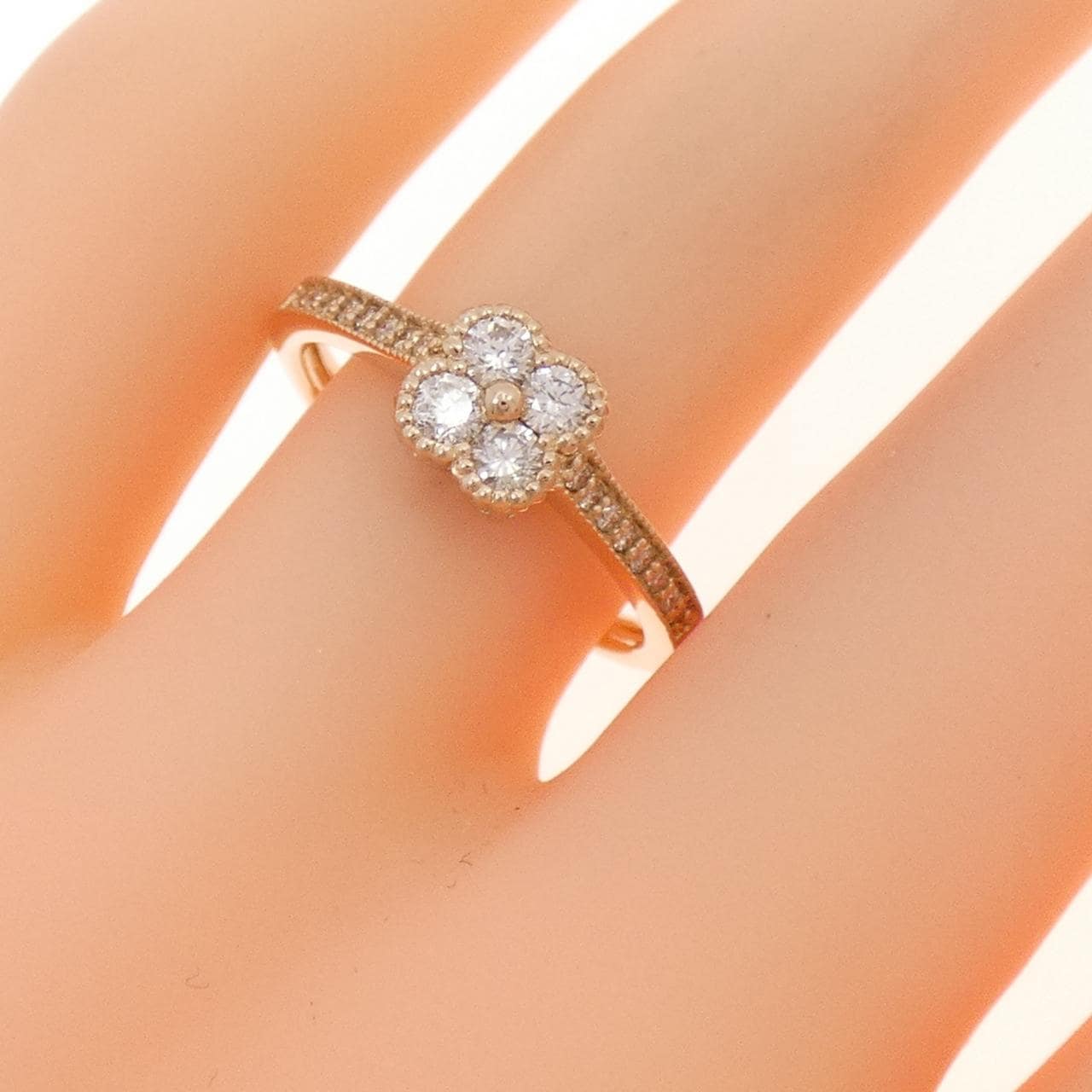 K18PG フラワー ダイヤモンド リング 0.30CT
