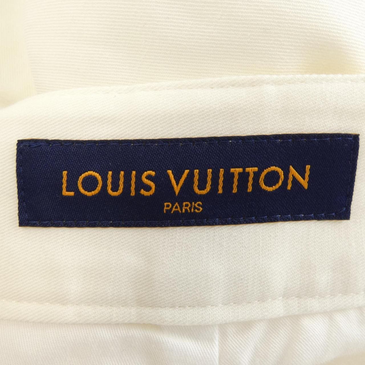 ルイヴィトン LOUIS VUITTON LVSE ソフトカーゴショーツ HNP41WNC3 ショートパンツ