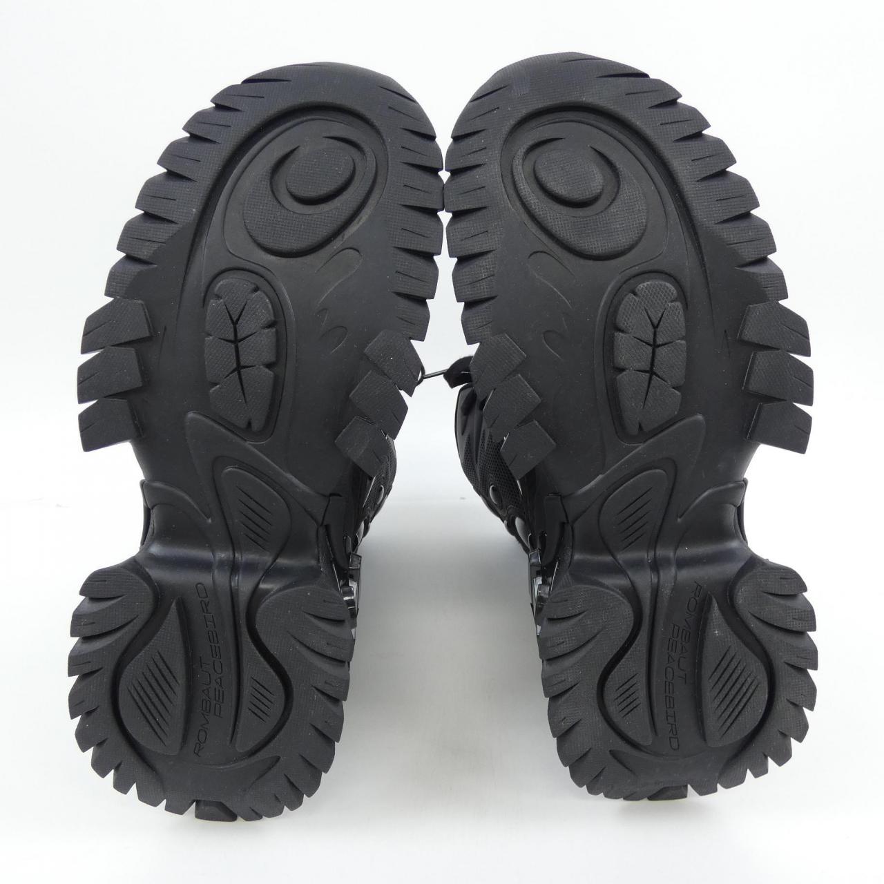 NUCLEO BOOT スニーカー