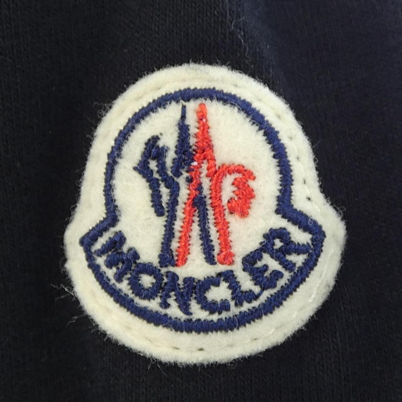 モンクレール MONCLER 10938C73200 Tシャツ