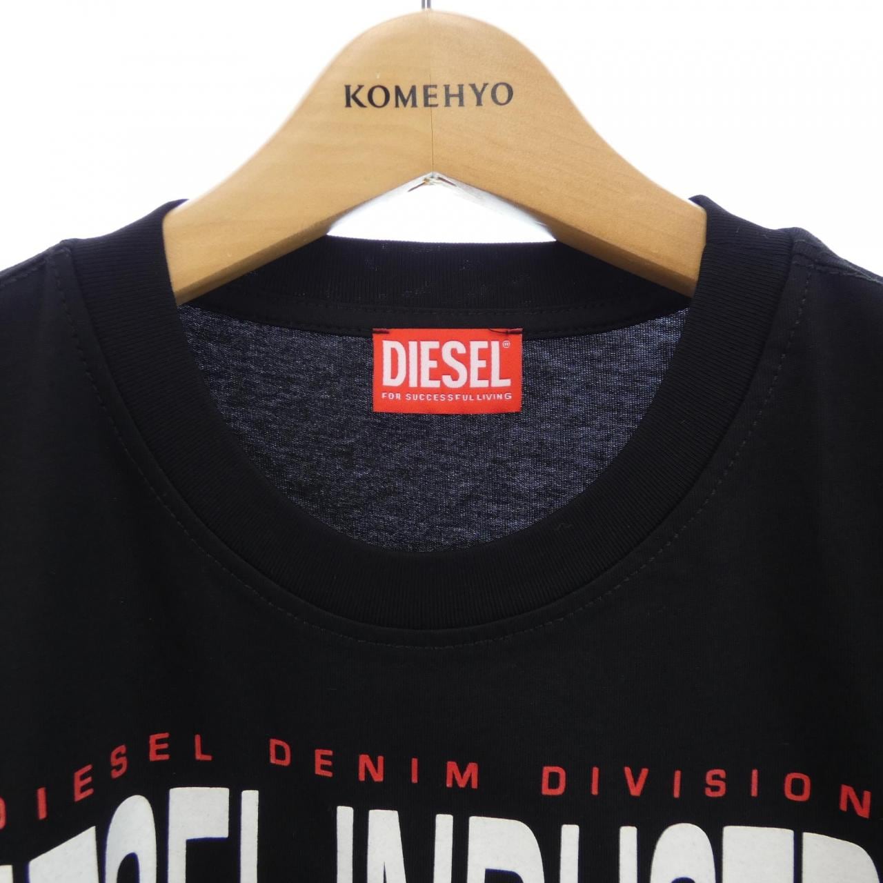 ディーゼル DIESEL Tシャツ