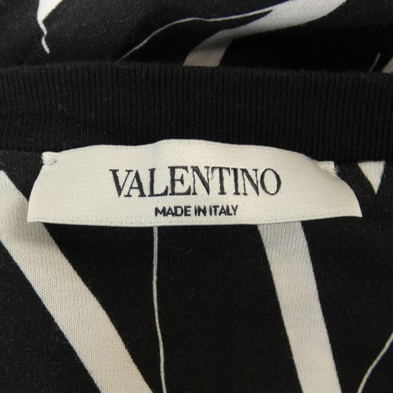ヴァレンティノ VALENTINO UV3MG08H6LG Tシャツ