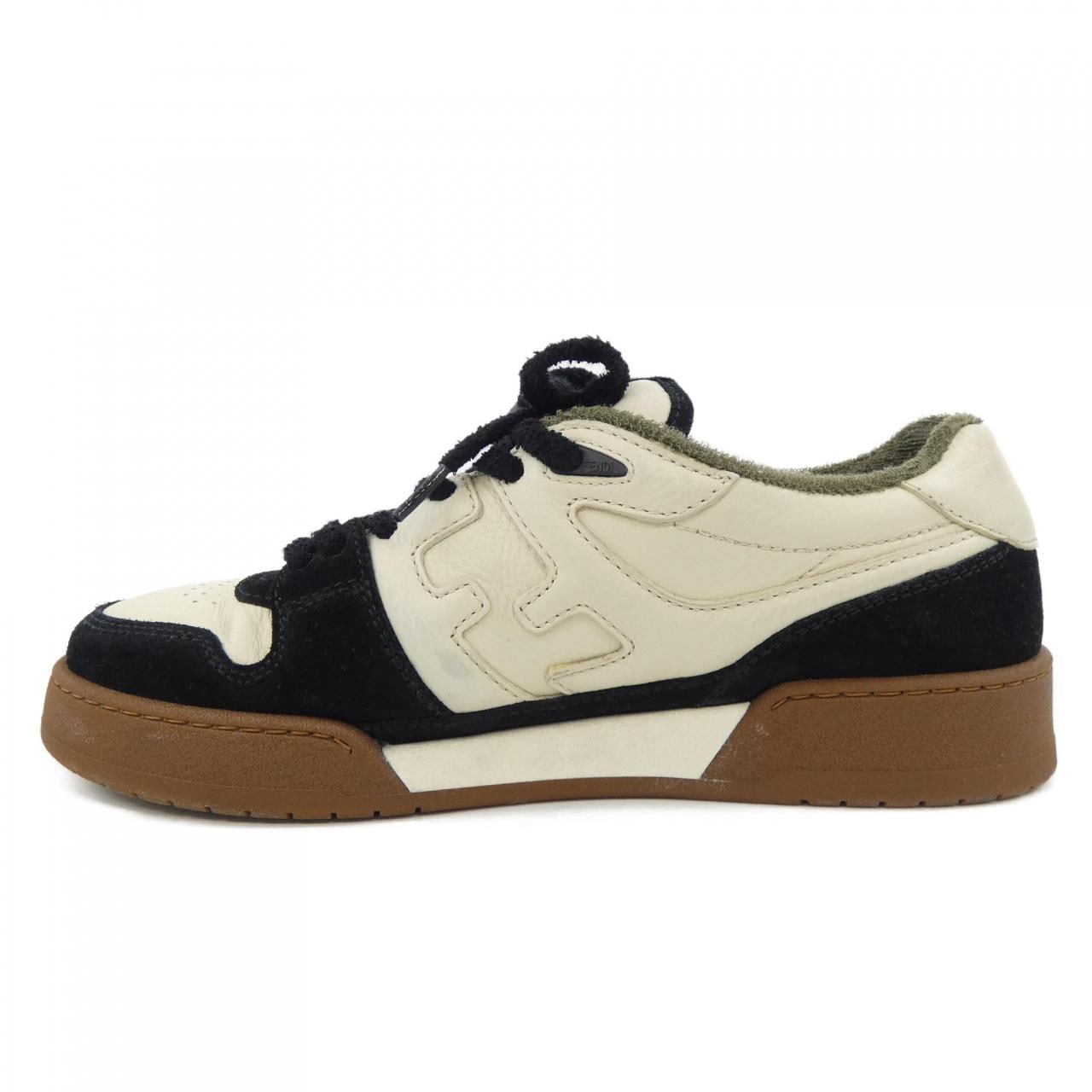 フェンディ FENDI スニーカー