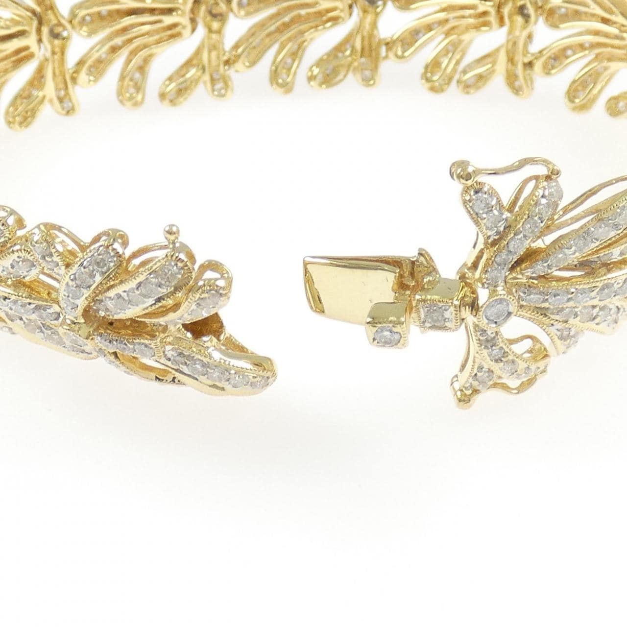 750YG/750WG鑽石手鍊，7.00克拉