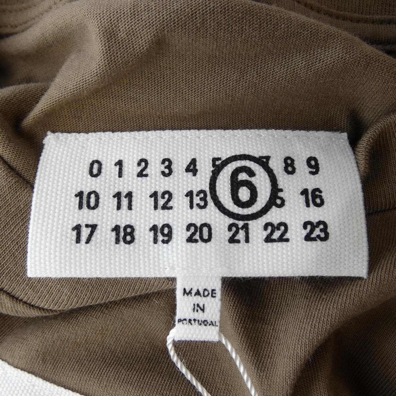 エムエムシックス MM6 S52GC0326 Tシャツ